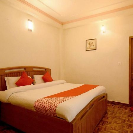 Oyo 7138 Acharya Cottage Манали Экстерьер фото