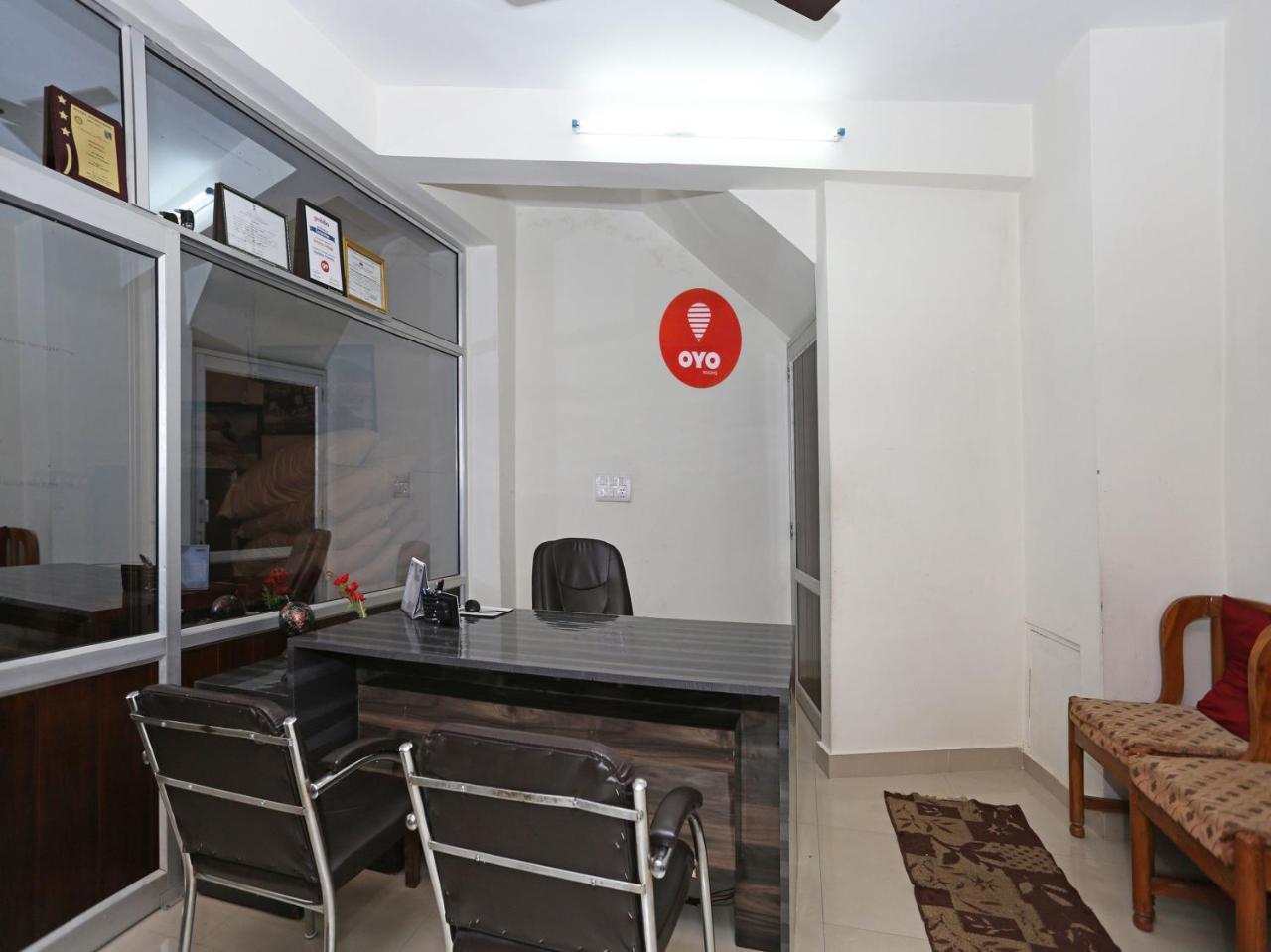 Oyo 7138 Acharya Cottage Манали Экстерьер фото