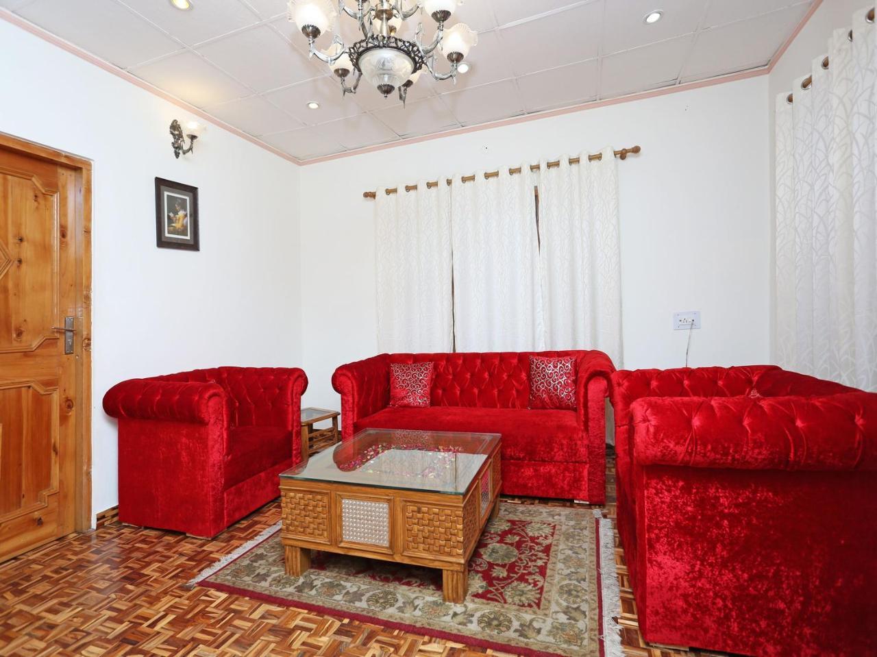 Oyo 7138 Acharya Cottage Манали Экстерьер фото