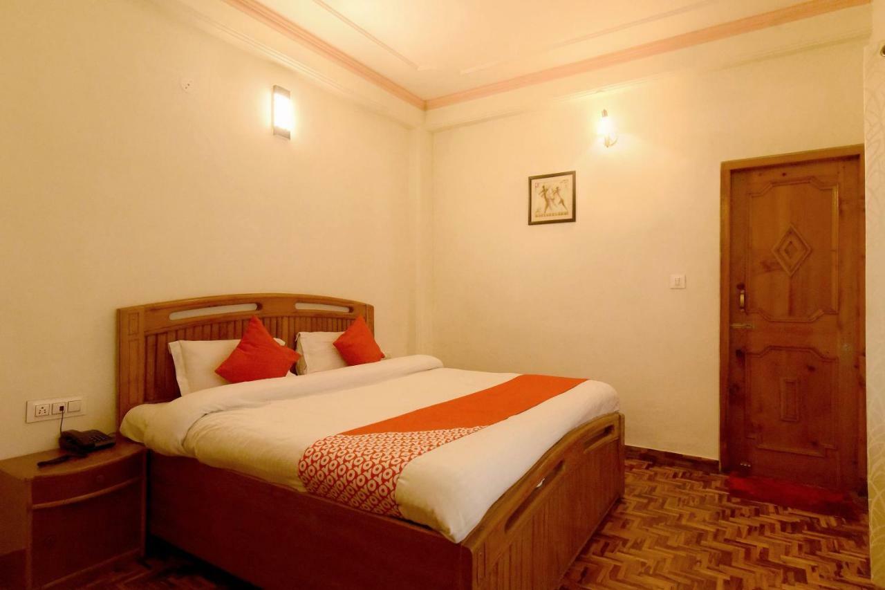 Oyo 7138 Acharya Cottage Манали Экстерьер фото