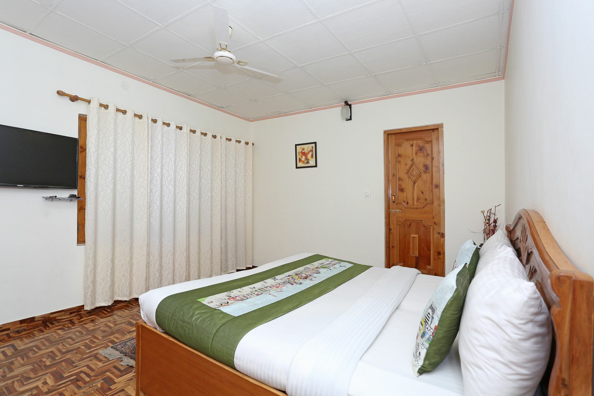 Oyo 7138 Acharya Cottage Манали Экстерьер фото