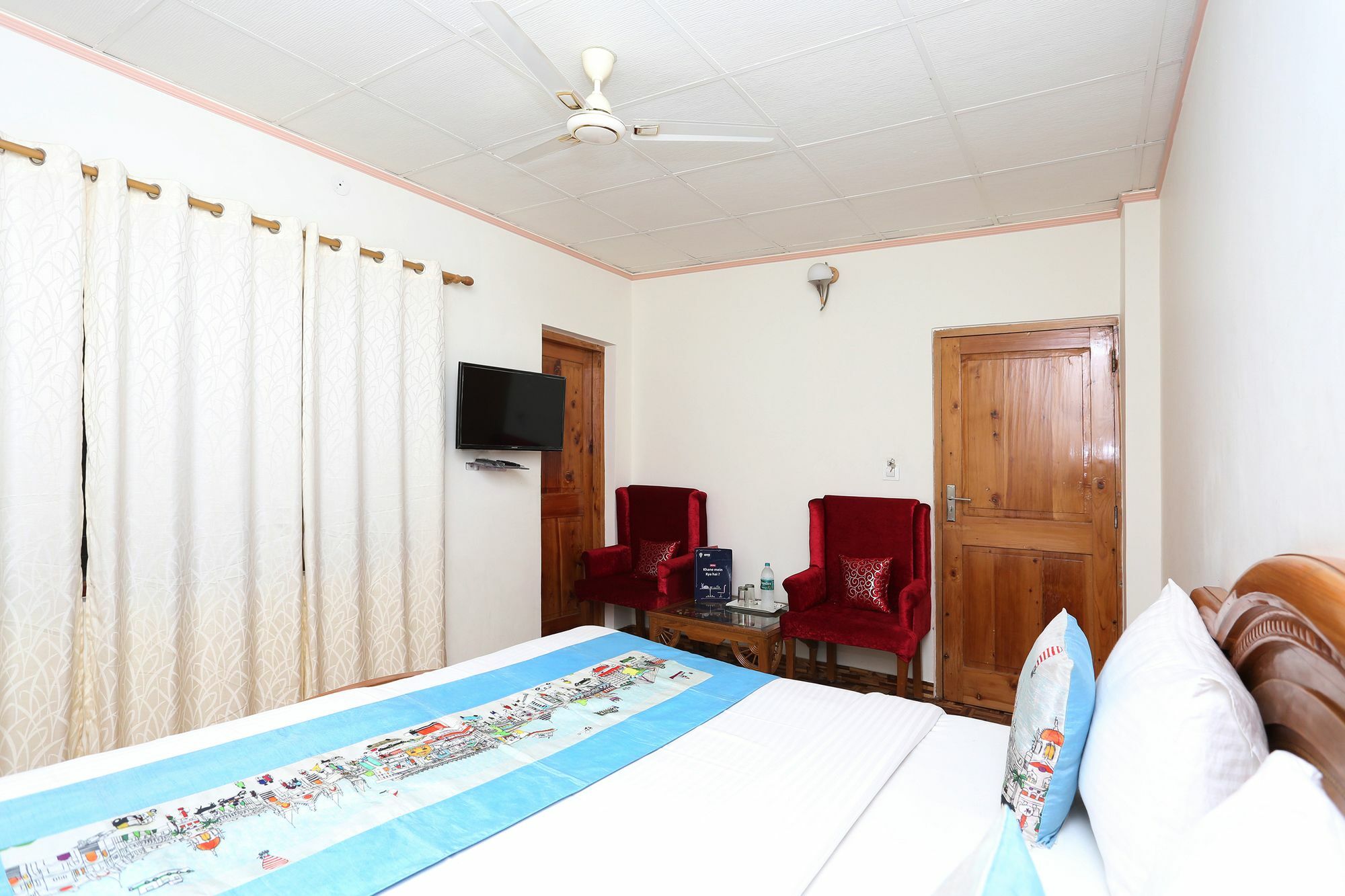Oyo 7138 Acharya Cottage Манали Экстерьер фото